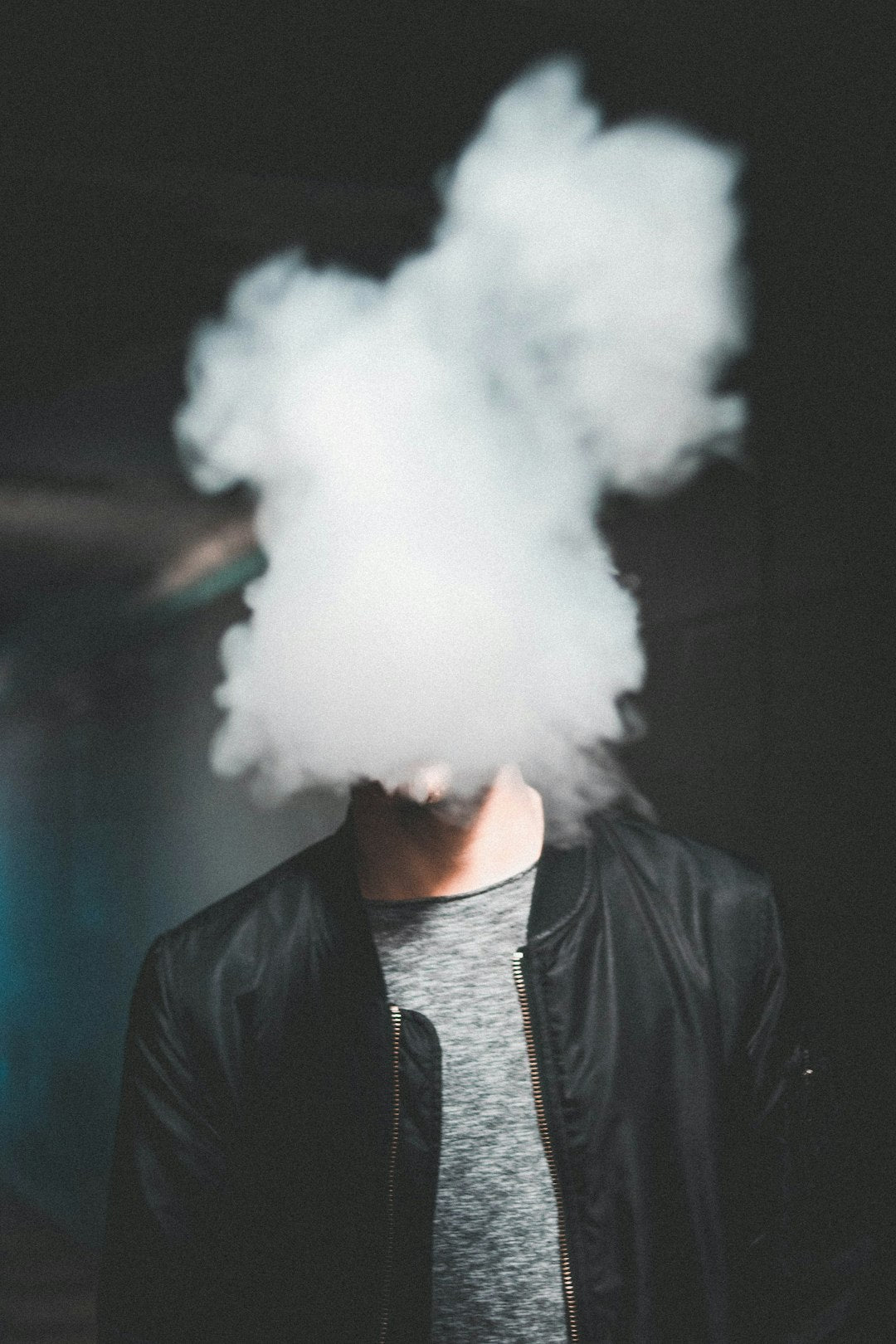 Vaping Lifestyle: Fashion, Community, and Identity